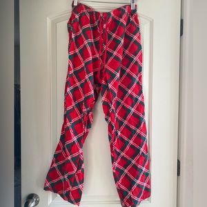 NWOT Sleep Chic women’s red plaid pajama pants. Never worn. Size medium.